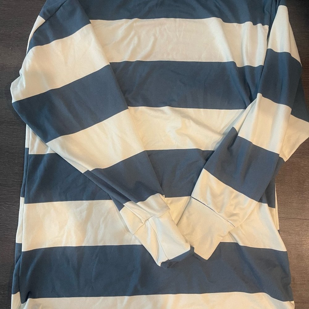 Lularoe LS Tshirt